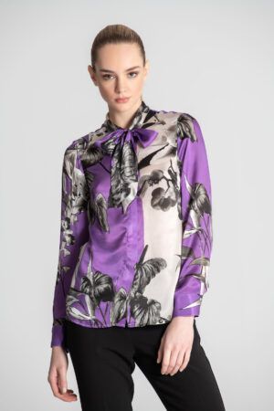 BLUSA EM TECIDO FLUÍDO