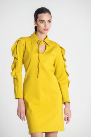 VESTIDO DE FOLHOS