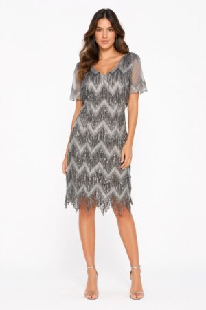 VESTIDO COM LANTEJOULAS